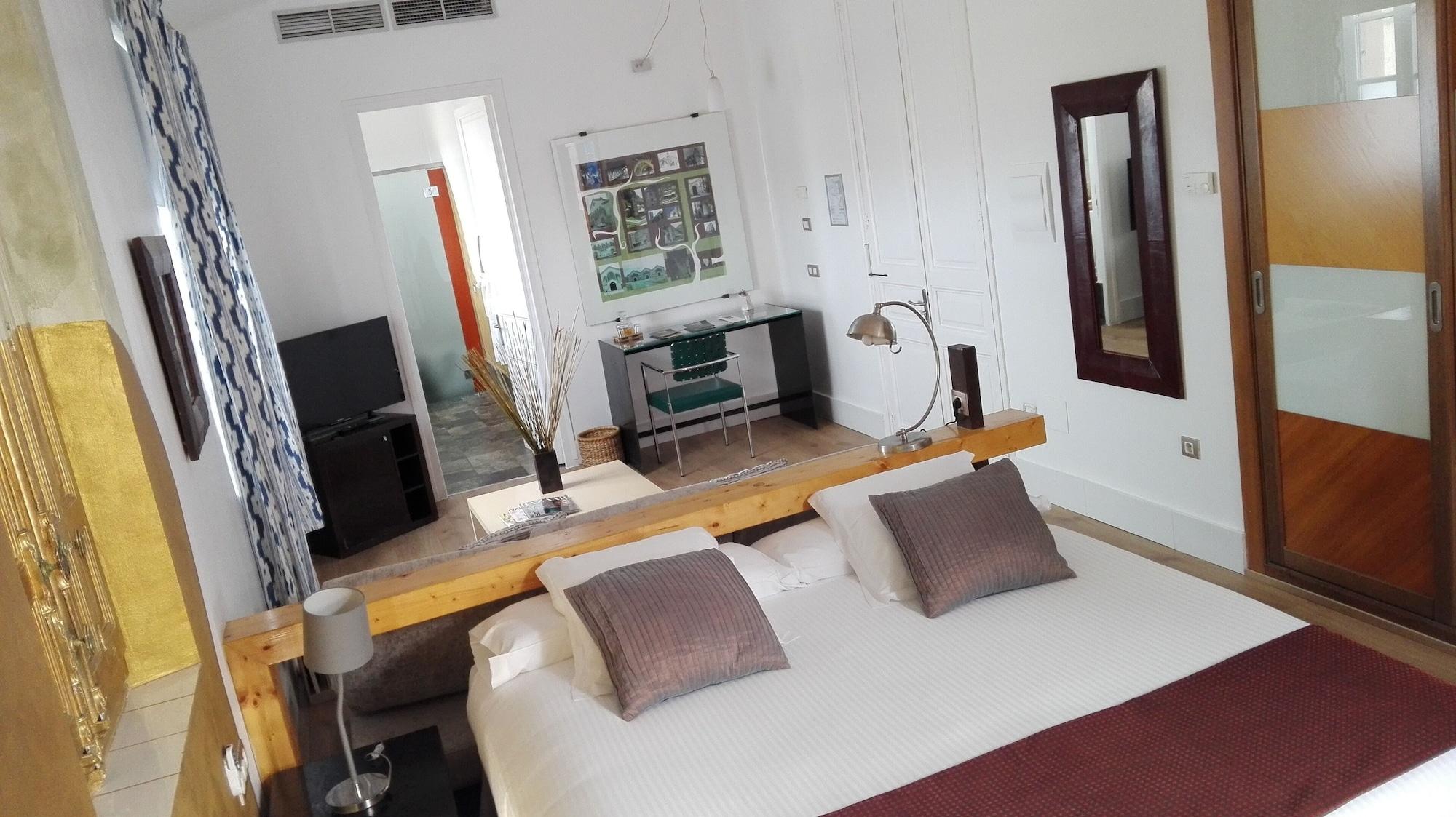 Hotel Boutique Mas Passamaner Ла Селва дел Камп Екстериор снимка