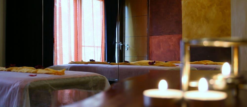 Hotel Boutique Mas Passamaner Ла Селва дел Камп Екстериор снимка
