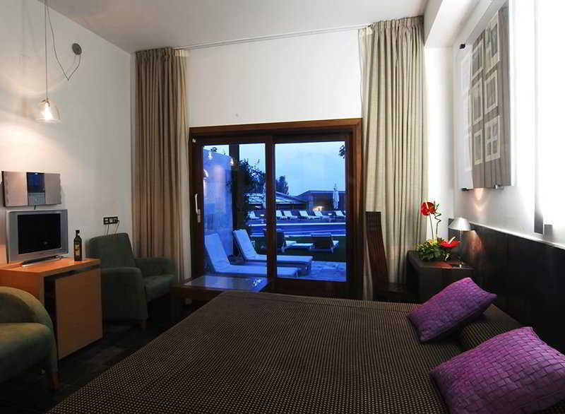 Hotel Boutique Mas Passamaner Ла Селва дел Камп Стая снимка